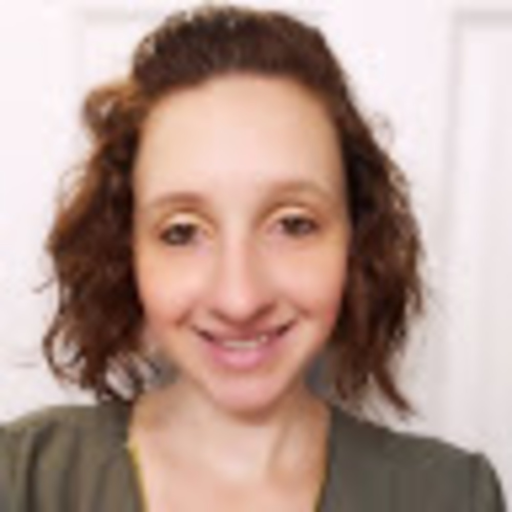 Meet your Posher, Alexis